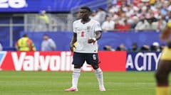 Allardyce đề xuất không ghép Guehi với Haaland, ưu tiên Konsa hoặc Dan Burn để kiểm soát