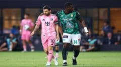 HLV Inter Miami nhận xét về việc Messi quay trở lại: Cảm giác mất cha gây chấn thương sâu sắc và kéo dài