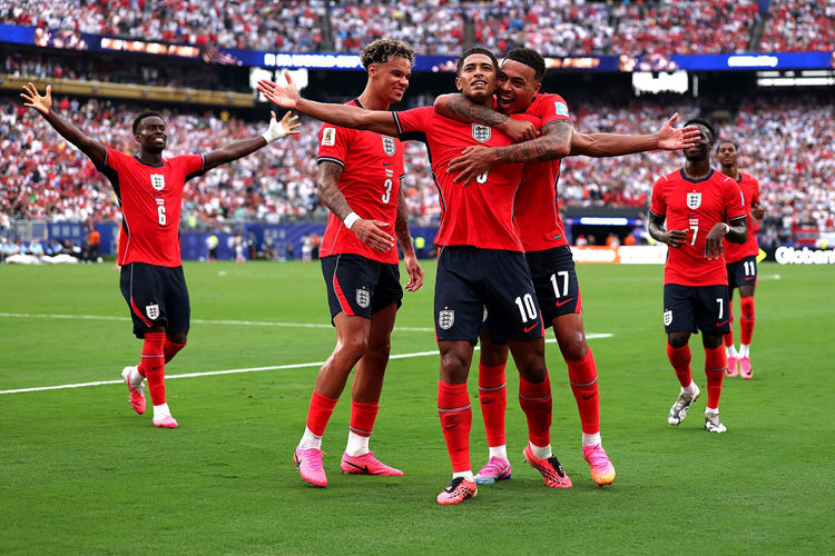 Anh đứng đầu bảng! Thắng Panama 2-0, Bellingham ghi bàn kiến tạo, Kane lập kỷ lục, Quansah rời sân vì chấn thương