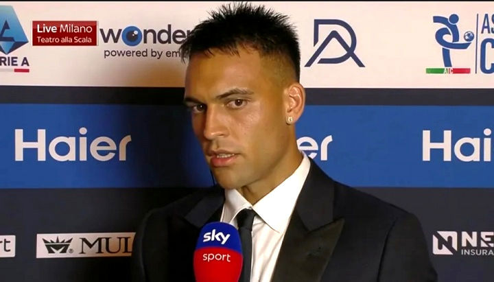 Lautaro thừa nhận tin đồn Barca, nhưng khẳng định ở lại Inter nếu còn hữu ích Lautaro thừa nhận tin đồn Barca, nhưng khẳng định ở lại Inter nếu còn hữu ích