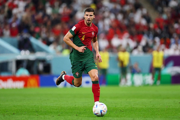 Martinez xác nhận Rúben Dias vắng mặt trận ra quân: 