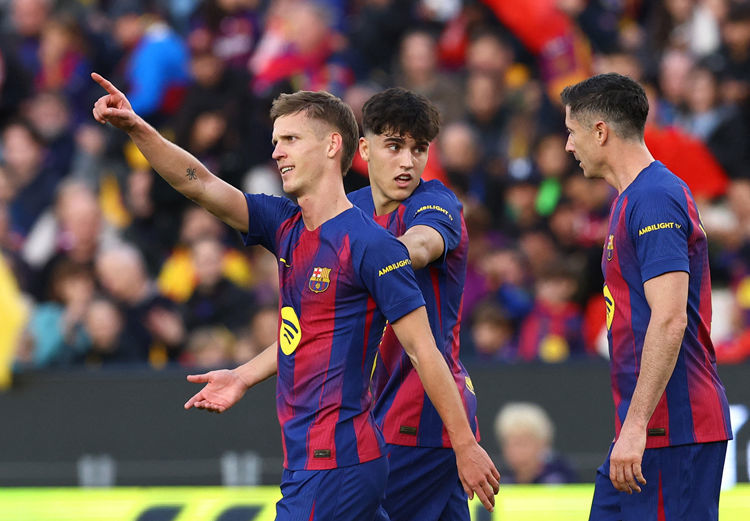 Olmo: “Mừng vì Messi không ở cùng nhánh đấu với chúng tôi. Real Madrid muốn phá vỡ sự ổn định của Barca là điều bình thường”