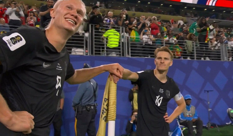 Na Uy 3-2 Senegal | Haaland lập cú đúp hai trận liên tiếp, Odegaard kiến tạo Na Uy 3-2 Senegal | Haaland lập cú đúp hai trận liên tiếp, Odegaard kiến tạo