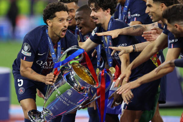 Bảo vệ thành công chức vô địch Champions League! Paris Saint Germain đánh bại Arsenal trên loạt sút luân lưu Bảo vệ thành công chức vô địch Champions League! Paris Saint Germain đánh bại Arsenal trên loạt sút luân lưu