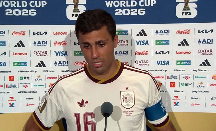 Rodri: Tôi ăn mừng vì sai lầm của B. Silva, Bồ Đào Nha nên tự hào về Ronaldo