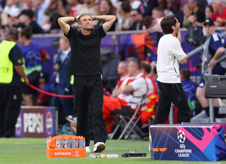 RMC: Nhiều trụ cột PSG không thể trở lại kịp thời, sẽ vắng mặt ở Siêu cúp châu Âu và Siêu cúp Pháp RMC: Nhiều trụ cột PSG không thể trở lại kịp thời, sẽ vắng mặt ở Siêu cúp châu Âu và Siêu cúp Pháp