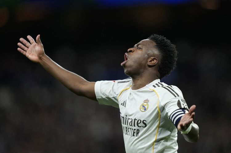 Vinícius không trở lại tập luyện trong tuần này, 50% thu nhập từ quảng cáo thuộc về Real Madrid Vinícius không trở lại tập luyện trong tuần này, 50% thu nhập từ quảng cáo thuộc về Real Madrid