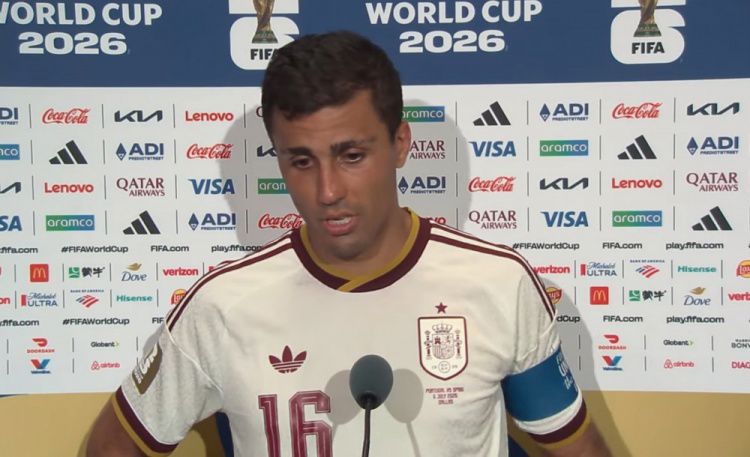 Rodri: Cuộc tranh cãi với Bernardo Silva là vì tôi đã ăn mừng sai lầm của anh ấy, Bồ Đào Nha nên tự hào về Ronaldo Rodri: Cuộc tranh cãi với Bernardo Silva là vì tôi đã ăn mừng sai lầm của anh ấy, Bồ Đào Nha nên tự hào về Ronaldo