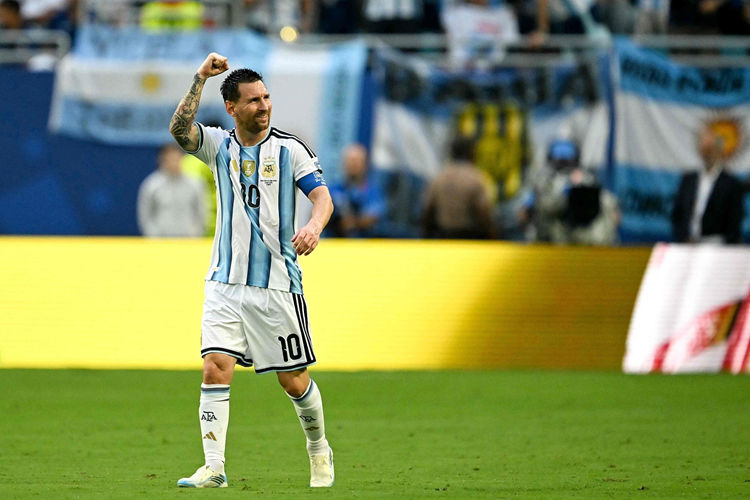 Messi tiếp tục phá kỷ lục với bàn thắng thứ 20 tại World Cup, bỏ xa Mbappe 2 bàn Messi tiếp tục phá kỷ lục với bàn thắng thứ 20 tại World Cup, bỏ xa Mbappe 2 bàn