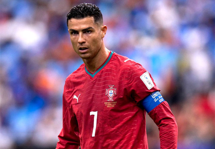 LẦN ĐẦU TIÊN TRONG LỊCH SỬ ĐỘI TUYỂN! Ronaldo 41 tuổi vượt qua Eusébio, 10 bàn độc chiếm ngôi Vua phá lưới World Cup của Bồ Đào Nha LẦN ĐẦU TIÊN TRONG LỊCH SỬ ĐỘI TUYỂN! Ronaldo 41 tuổi vượt qua Eusébio, 10 bàn độc chiếm ngôi Vua phá lưới World Cup của Bồ Đào Nha