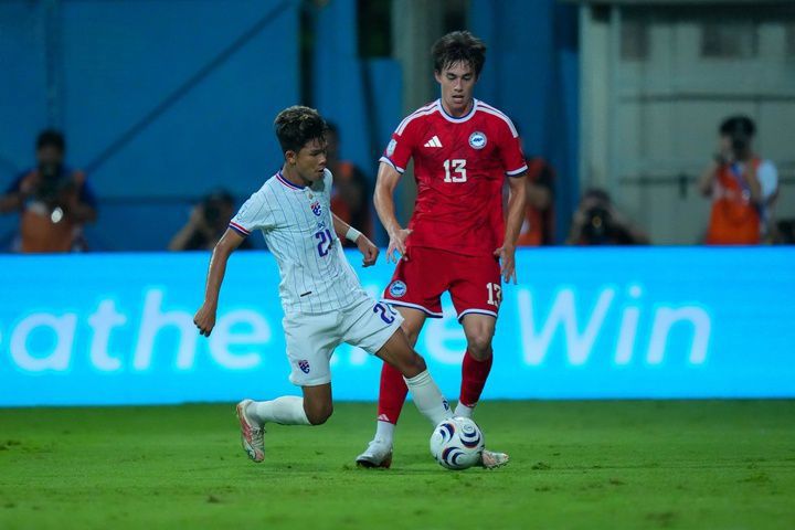Thái Lan thắng 3-1 trên sân Singapore, nắm lợi thế bán kết ASEAN Cup Thái Lan thắng 3-1 trên sân Singapore, nắm lợi thế bán kết ASEAN Cup