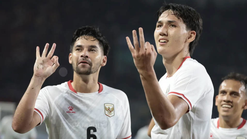 Indonesia thắng đậm Campuchia với 5-1, Baker lập hat-trick trong trận ra quân Indonesia thắng đậm Campuchia với 5-1, Baker lập hat-trick trong trận ra quân