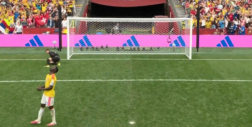 Thụy Sĩ thắng Colombia 4-3 trên loạt luân lưu, D.Sanchez và Cucho đá hỏng phạt đền