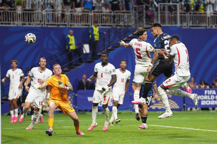 Anh 1-2 Argentina | Messi cú đúp kiến tạo, Argentina ngược dòng ngoạn mục ở phút cuối