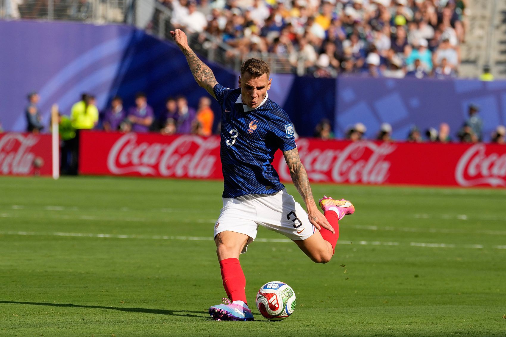 Digne: Dàn tiền vệ và tiền đạo tuyển Pháp luôn hết mình hỗ trợ phòng ngự Digne: Dàn tiền vệ và tiền đạo tuyển Pháp luôn hết mình hỗ trợ phòng ngự