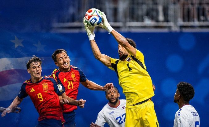 Lên đời! Thủ môn 40 tuổi Vozinha xuất sắc nhất trận Cape Verde 0-0 Tây Ban Nha Lên đời! Thủ môn 40 tuổi Vozinha xuất sắc nhất trận Cape Verde 0-0 Tây Ban Nha