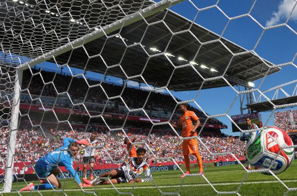 Đức đã để thủng lưới trong 8 trận đấu liên tiếp tại World Cup, chuỗi trận dài nhất trong lịch sử đội tuyển kể từ năm 1954
