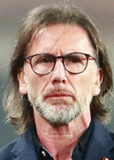Ảnh huấn luyện viên Ricardo Gareca